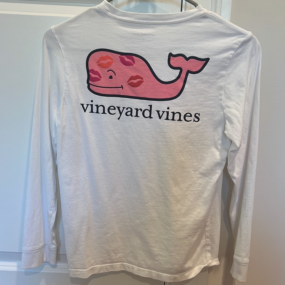 Vineyard Vines Valentine Tshirt